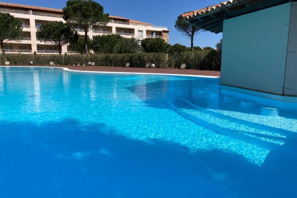 Salina Bay Vecchio Apartment